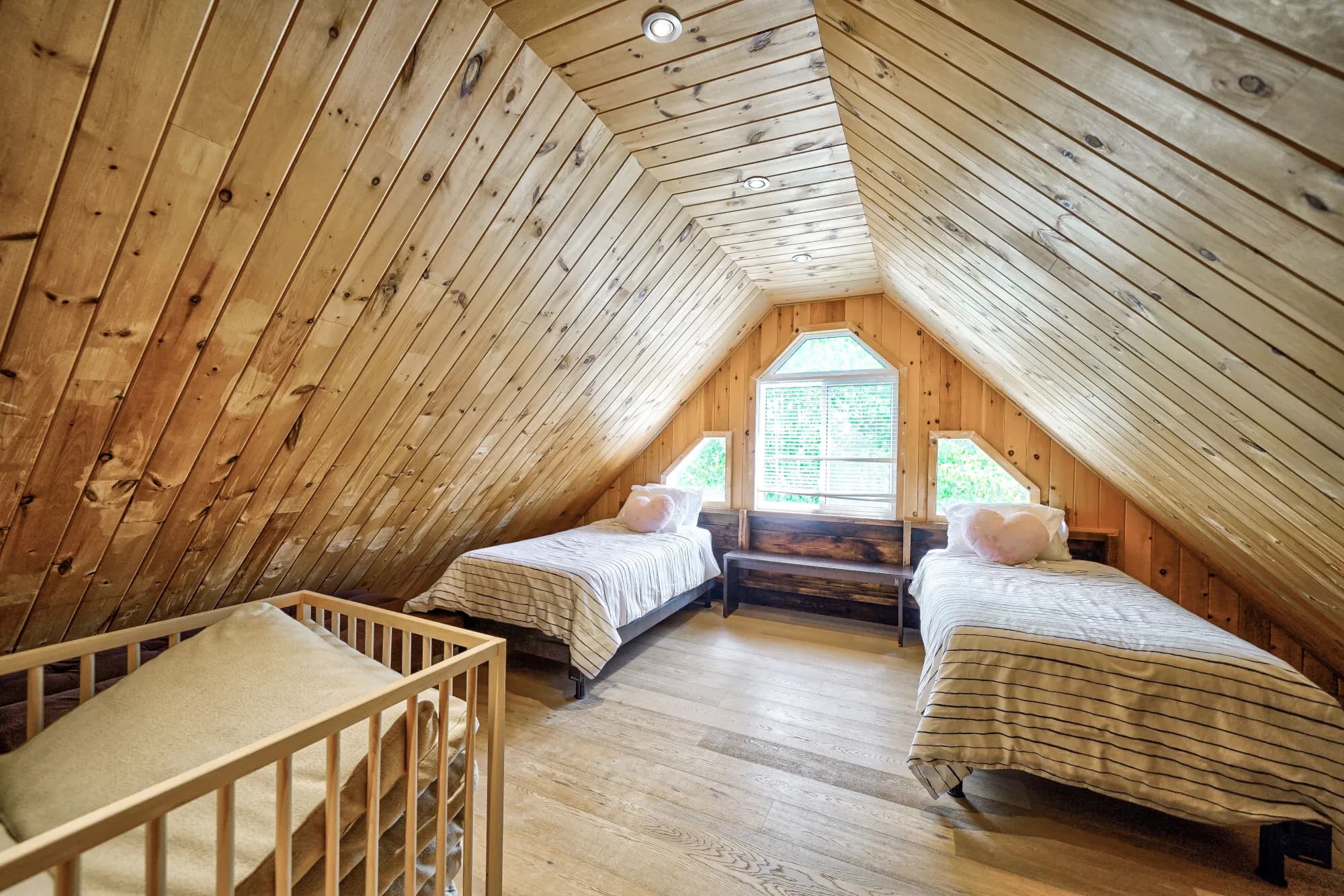 Family Lake House — The loft